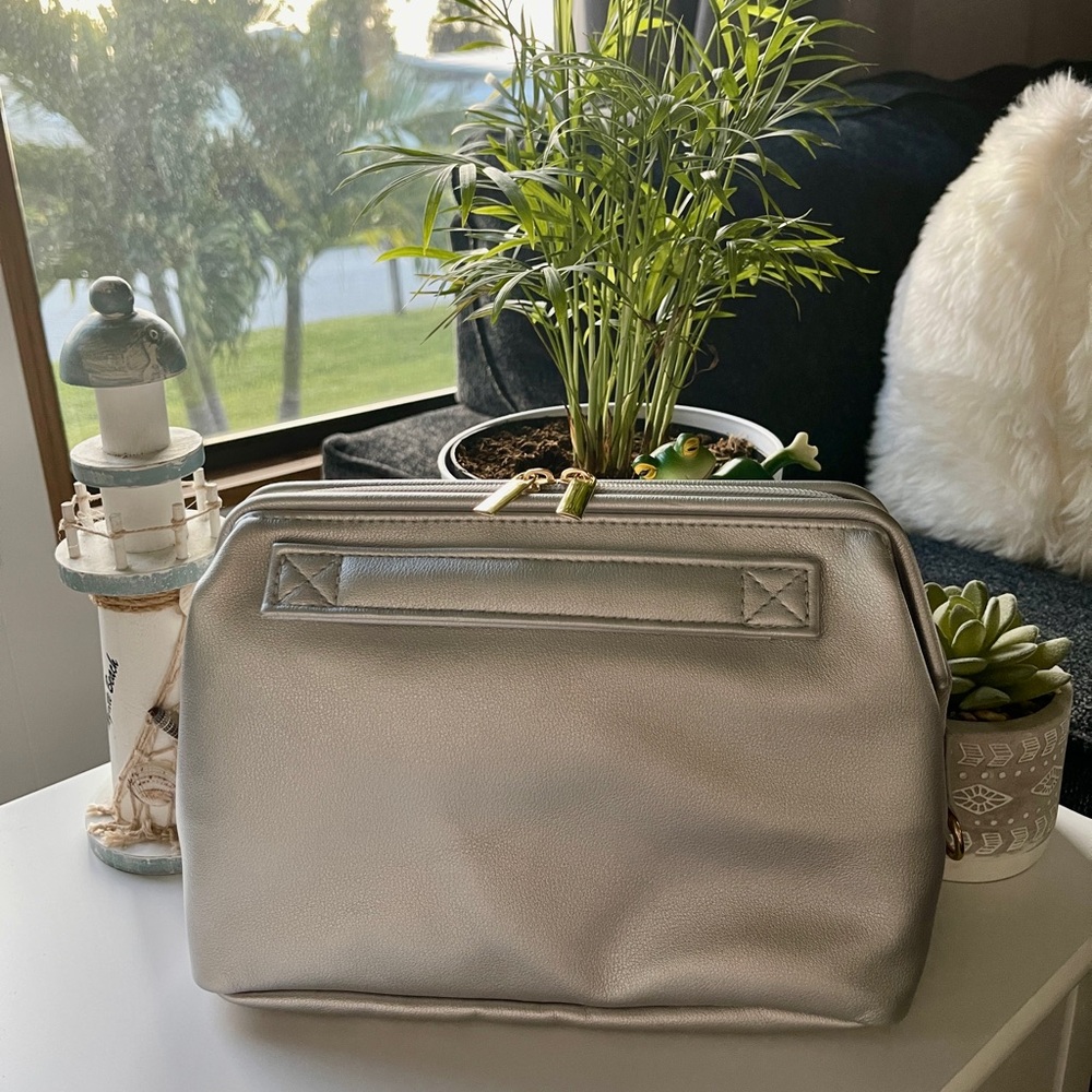 BumbleBella By Jill Martin Vegan Faux Leather Toiletry Pack